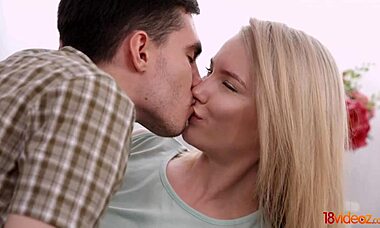 hey polly white, ready for spontaneous anal with this blonde teeny?