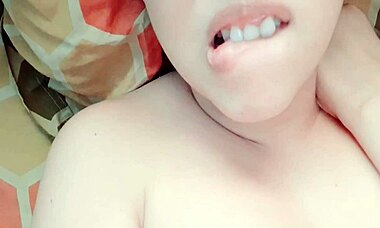 Colombian Teen Masturbates in Bathroom and Continues in Bedroom