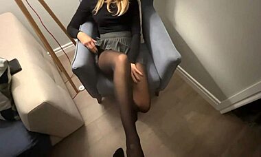 i love foot massage turning into wild fucking