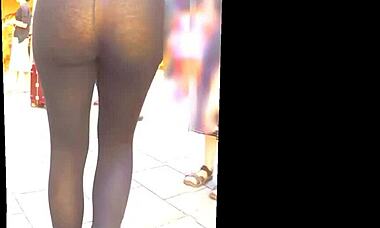 Hey, check that hot bubble ass caught in public!