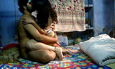 Big booty Indian milf gets pussy slammed hard!