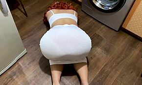 Beklenmedik Anal Büyük Kıçlı MILF ile Evde