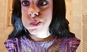 Just kollade på denna goth tjej 18+ i HD som gör tandborstefetisch efter blowjob