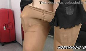 Hei Talia Amanda, miltä tuntuu isot luonnolliset tissit sukkahousuissa?