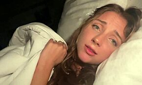 ว้าว น้องสาวเลี้ยงอายุ 18+ พักค้างคืนกับ Macy Meadows แฟนตาซี