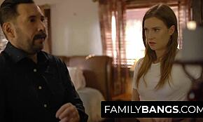 Prekleto! Horna družinska mlada želi očimov kurac v svojo pičko - Ashley Lane, Tommy Pistol