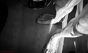 Kámo, podívej na Karinu, chlupatou italskou MILF, s jejím fotografem v 4K!