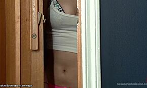 继父，为什么我在被绑时振动我的屁眼？