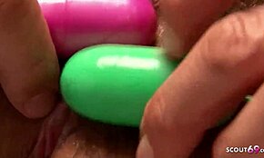 Necenzurovaná JAV Nuru masáž se změní v MMF trojku s hubenou mladou