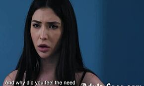 Féltékeny Jane Wilde elkapja az anyját, amint titokban baszogatja Jesse Saintet