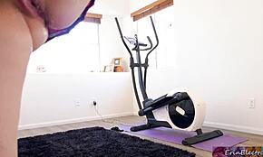 Fratele Vitreg mă Prinde Făcând Pe Curvea și mă Fute Oricând