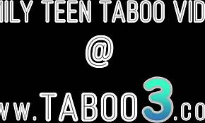 Wściekła nastolatka 18+ Staci Silverstone pieprzy dużego kutasa ojczyma w zakazanym spotkaniu po gorącej kłótni.