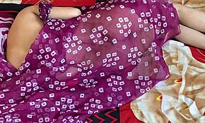 بها بي ذات المؤخرة الكبيرة تستمتع بضرب قوي للكس والشرج