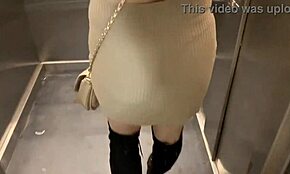 Диво чукане в асансьор с бразилска курва и непознат хванати в публично действие!