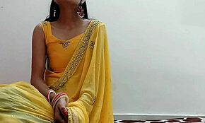 चाचा बहू रानी को गंदी बातों से बहकाता है और विस्फोटक फिनिश देता है चुदाई में