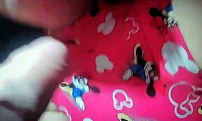 Ei, padrasto, por que me faz cavalgar nesse pau grosso?