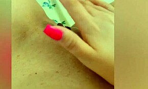 Senin İçin Sıkı Genç Amcığımı Hazırlamak Üzere Küçük Bacaklarımı Açıyorum! LuxuryOrgasm