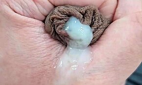 巴西小鲜肉自慰射出热精