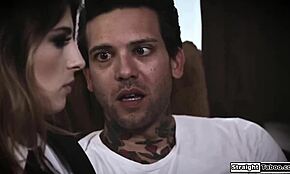 لعنة، أخ زوج أبي ينيكني خشنًا كأخت زوج أب طالبة