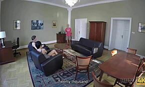 Yo, sjekk erica black tar penger for offentlig sex mens kjæresten bare ser sjokkert på