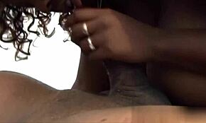 Yo, vill du se Don Whoe slå Jazmyn Juggs’ enorma pattar?