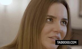 الشرموطة المنحنية ناتاشا نايس تفتح واسع للنيك الخشن، أحب بزازها الكبيرة تتضرب من الخلف