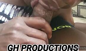 เอ่อ เบบี้ จะให้ดูดเร็วๆ และเย็ดแรงๆ ค่ำนี้ไหม?