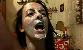 หน้าและตัวเปียกครีมสุดเฮี้ยน!