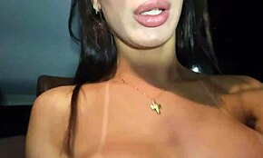 Γεια, τρελαίνομαι με τη Luiza σε καυτή λατρεία κώλου! 😈