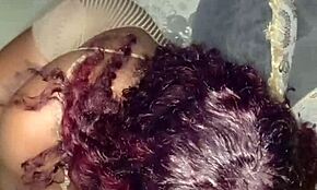 מצאתי אותה ברחוב מתחננת לפעולה קשה בחוץ