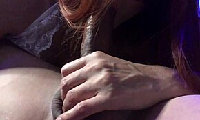 ฉันโดนลากลงคุกเข่าทำดูดสุดบ้าคลั่งก่อนนอน