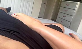 मोटी एबोनी टीन विलो रायडर स्कॉट स्टार्क के साथ घरेलू फैंटेसी में चुपके से सेक्स!