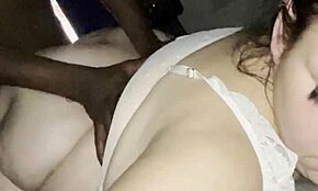 야, 내 섹시 엉덩이 여친이 놀아나는 거 볼래?