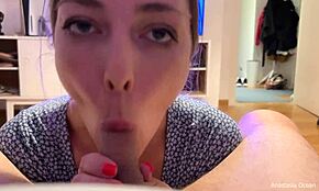 แม่เลี้ยงจับฉันดูดควยแฟน แล้วดูเขาปล่อยน้ำเงี่ยน