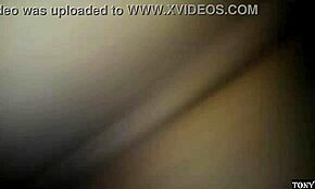 Enfiei na bunda dela por vingança no ex. Ela levou enfiadas dolorosas na bunda sozinha, ops buraco errado, vadia infiel gritou com peido