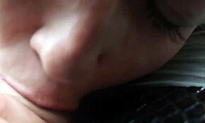 Poceni ulični seks s vročo blondinko Češko