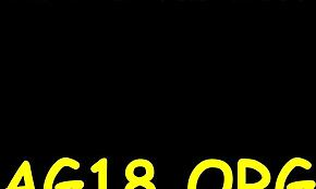 Denna amatör-lesbiska tjej 18+ är alltid redo för lekfull kul.