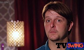 Любители из Tvswing раздеваются и рвут одежду в дикой групповухе свингеров в 5 сезоне