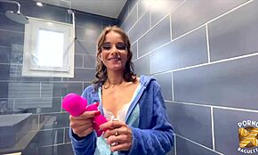 Anita Initie Arianna au Monde Sauvage du Plaisir Lesbien en France