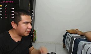 Üvey baba beni sidik içirip büyük sikini ağzıma soktu