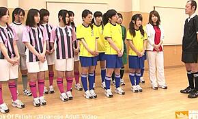 Hey team, ready to learn from coach? What’s the wildest lesson you’ll take today from this Japanese group?
