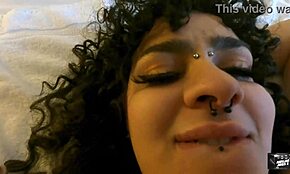 Aldatan ev hanımı kocasının izlemesi için döllenme seks kaseti kaydediyor