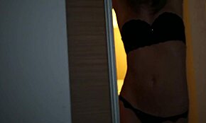 Hej zlato, zoufale chci vykrémovat všechny díry při tanci nahá