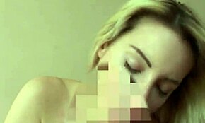 Wow! Szégyenlős ázsiai srác kefél forró, kanos kaukázusi szőkével!