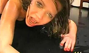 Ó istenem, a brutális szeretőm épp eláztatott pisivel és ondóval