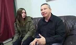 Csinos Barna Lányt Felvesznek Vad Castingra