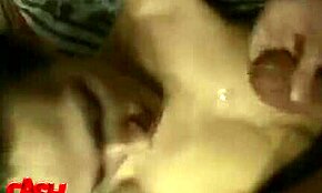 女友传教士位被狠捅，口交指奸后射满奶子