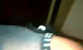 Αυτή η καμπύλη 18χρονη πόρνη γεμίζει σκληρά πλάγια, άνθρωπέ μου