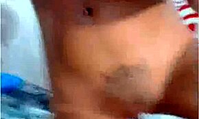 Αματέουρ λεσβιακές ομορφιές δαχτυλίζουν η μία την άλλη σε ζωντανή μετάδοση webcam