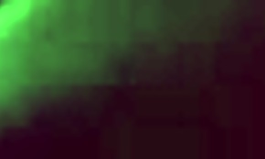 バレリーナの衣装で、男がいたずらなアジアンをBDSMで罰する